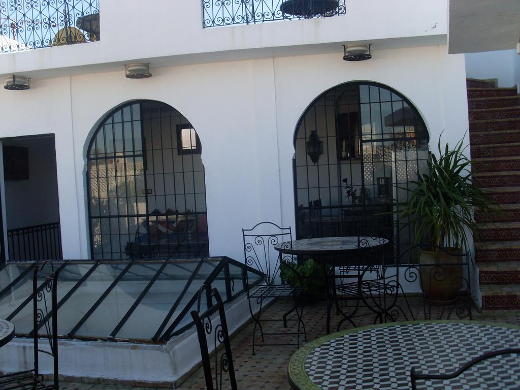 The Medina Hostel Tangier Bagian luar foto